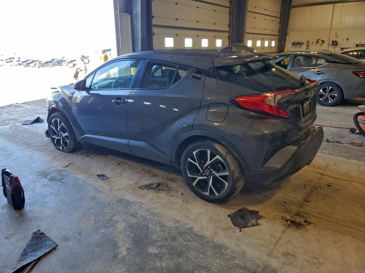 2018 Toyota C-Hr - Image 2