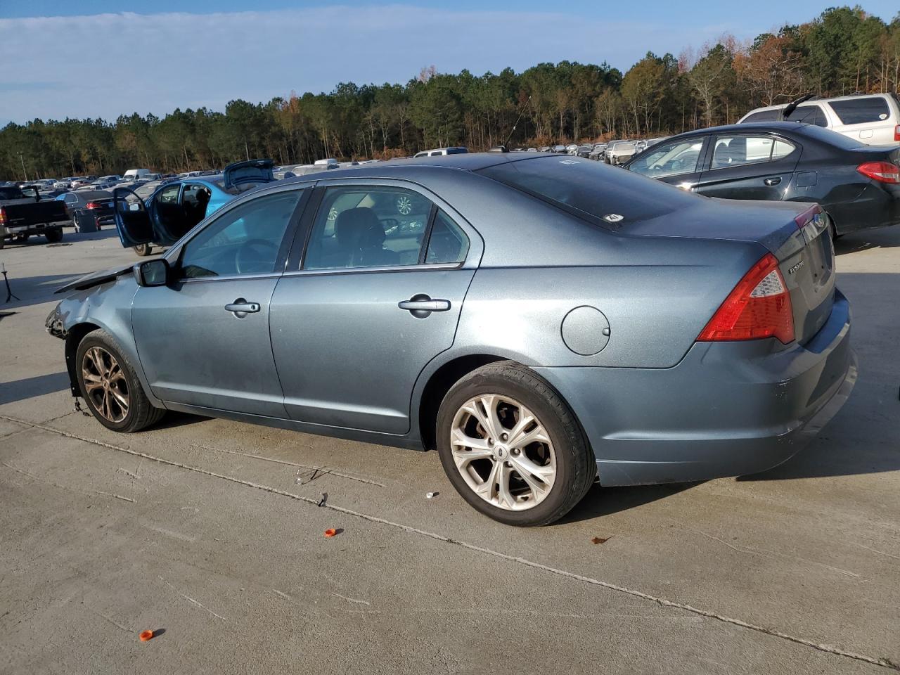 2012 Ford Fusion Se - Фото 2