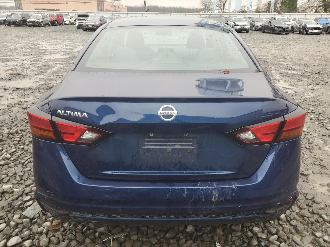 2021 Nissan Altima S - Image 6