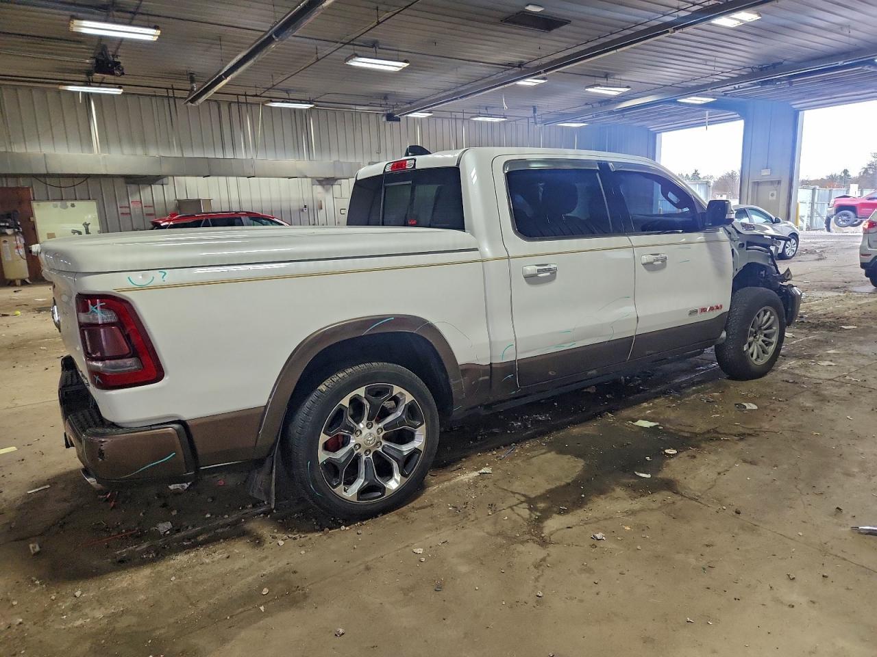 2021 Ram 1500 Longhorn - Фото 3