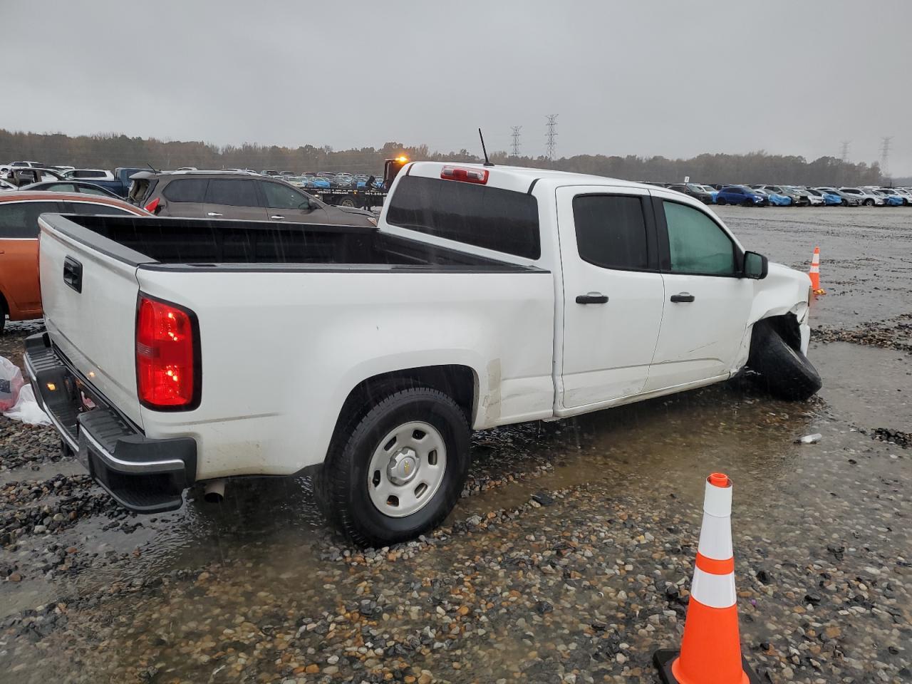 2017 Chevrolet Colorado - Image 3