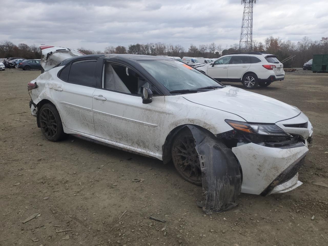 2023 Toyota Camry - Фото 4