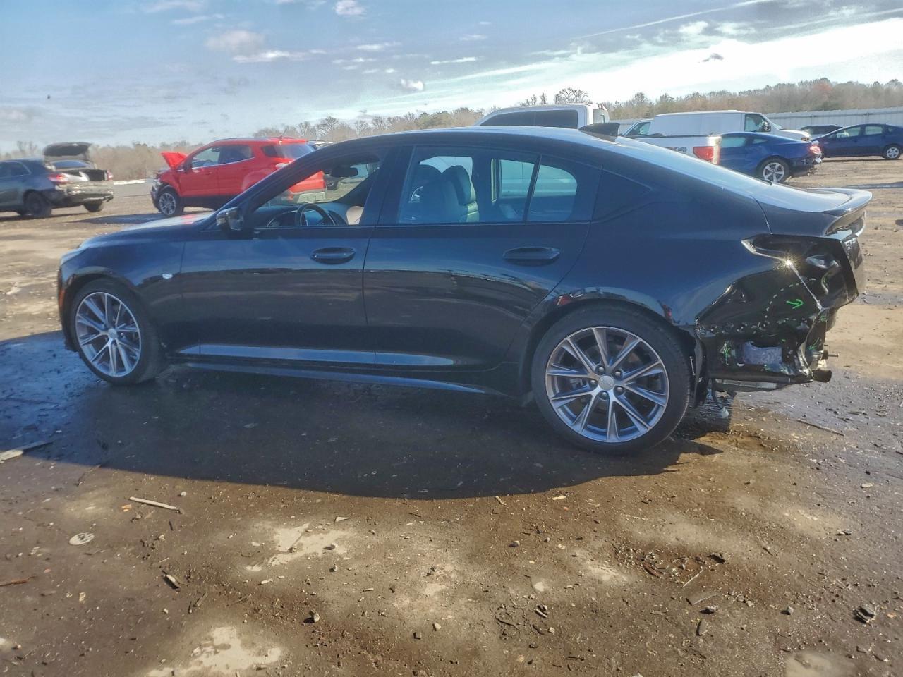 2023 Cadillac Ct5 Sport - Фото 2