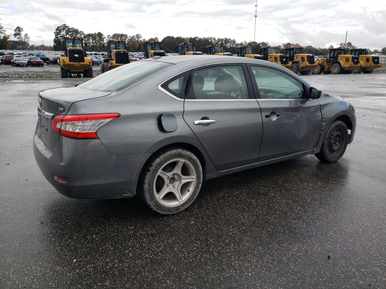 2015 Nissan Sentra S - Фото 3