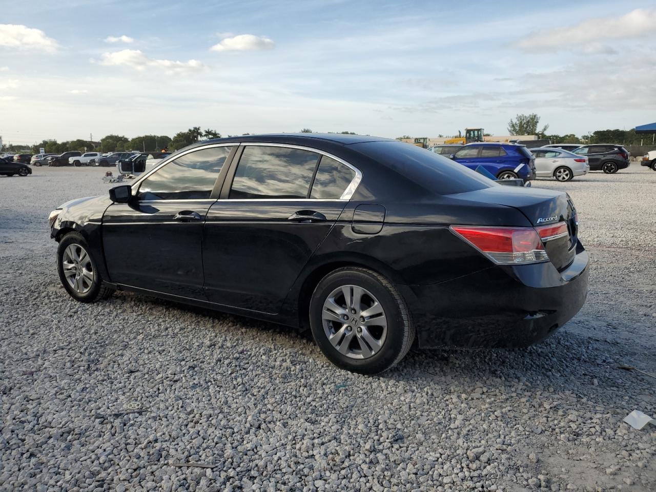 2012 Honda Accord Lxp - Image 2