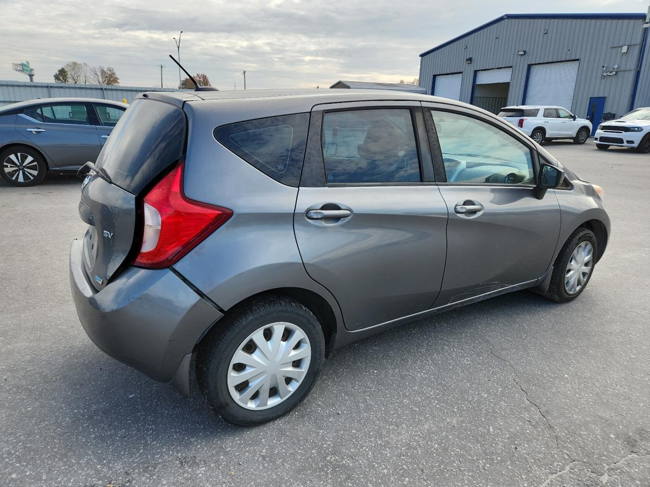 2016 Niss Versa Note S - Фото 3
