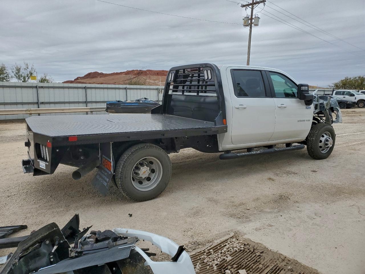 2025 Chevrolet Silverado K3500 Lt - Image 3