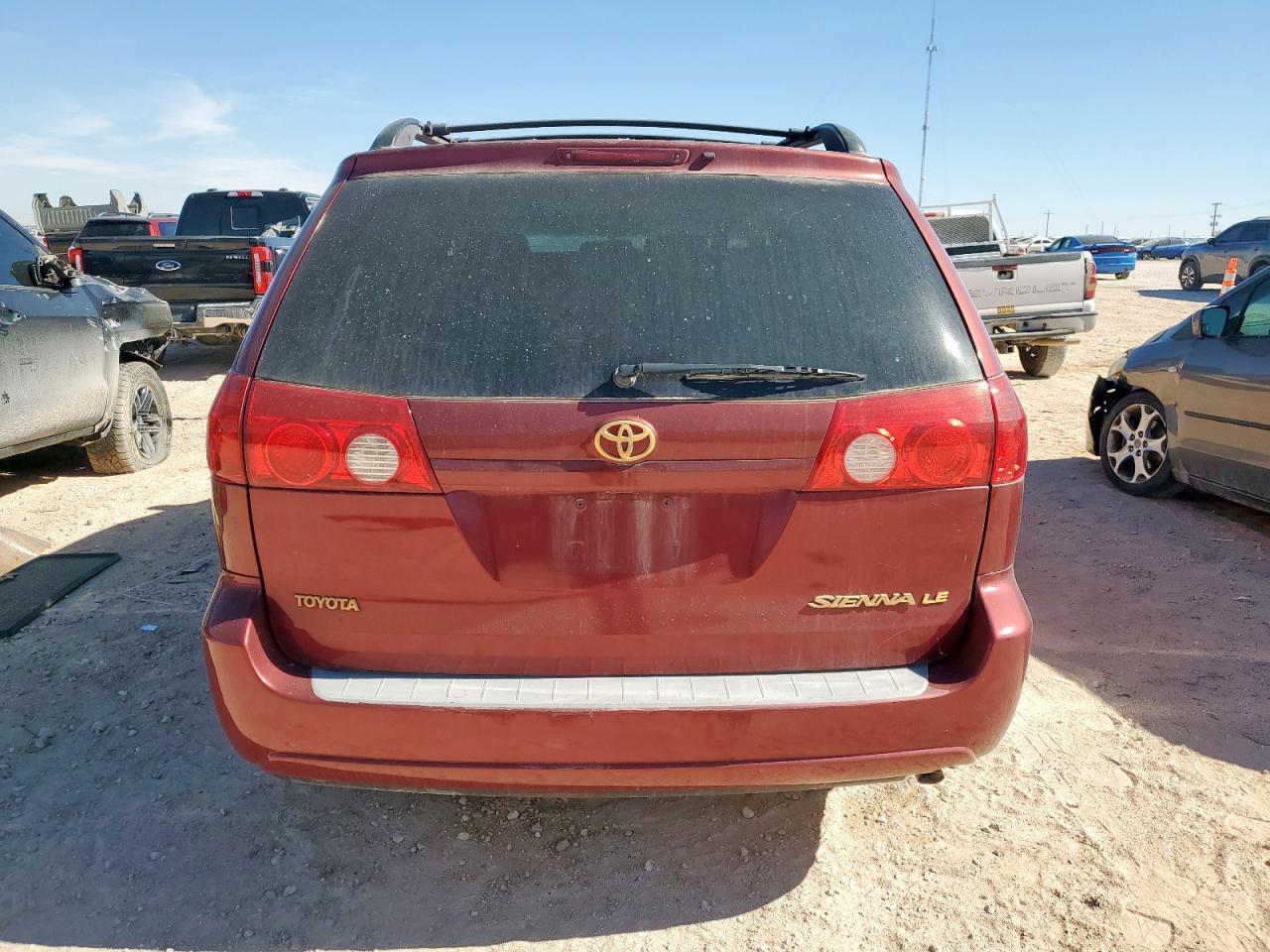 2006 Toyota Sienna - Фото 6