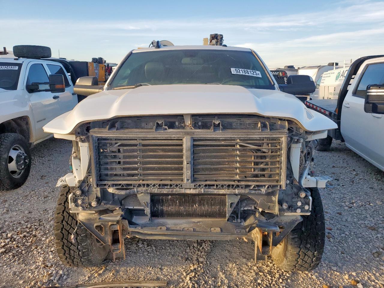 2022 Ram 2500 Tradesman - Фото 5