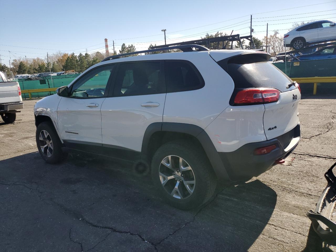 2015 Jeep Cherokee Trailhawk - Image 2