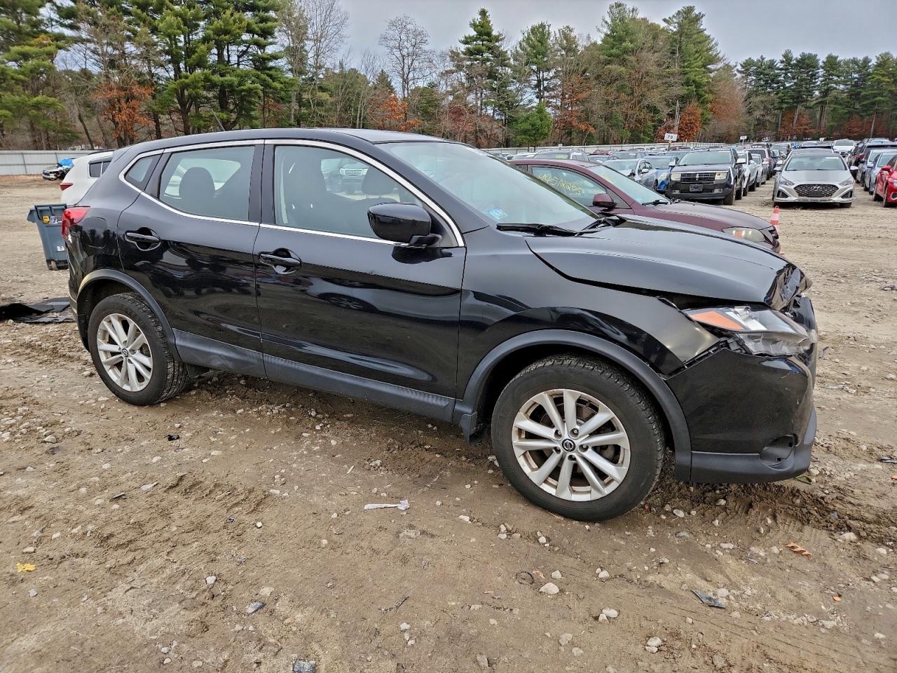 2019 Nissan Rogue Sport S - Фото 4