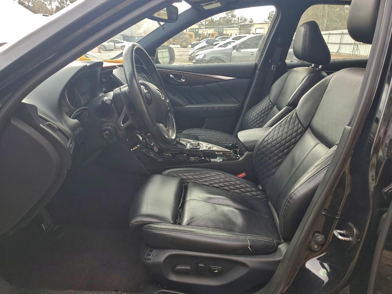 2017 Infiniti Q50 Premium - Image 7