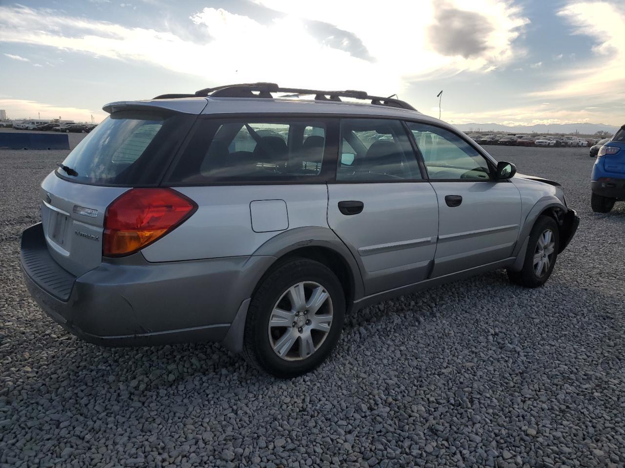 2005 Subaru Legacy Outback 2.5I - Фото 3