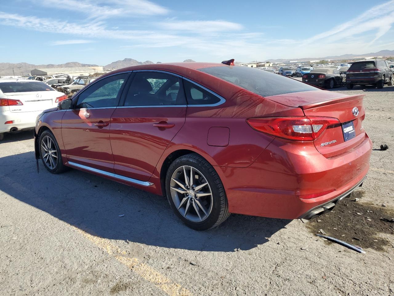 2017 Hyundai Sonata Sport - Фото 2