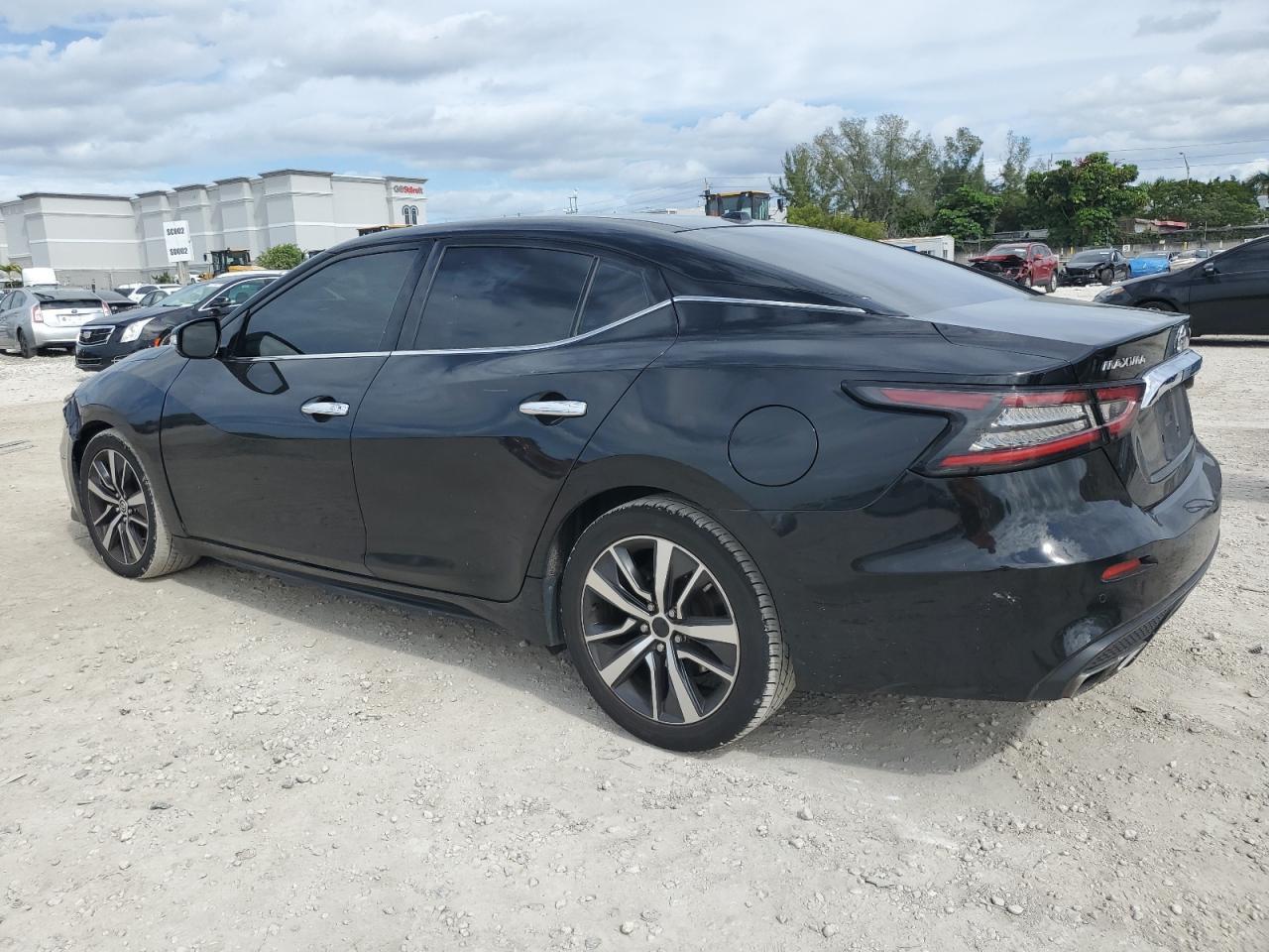 2019 Nissan Maxima S - Image 2