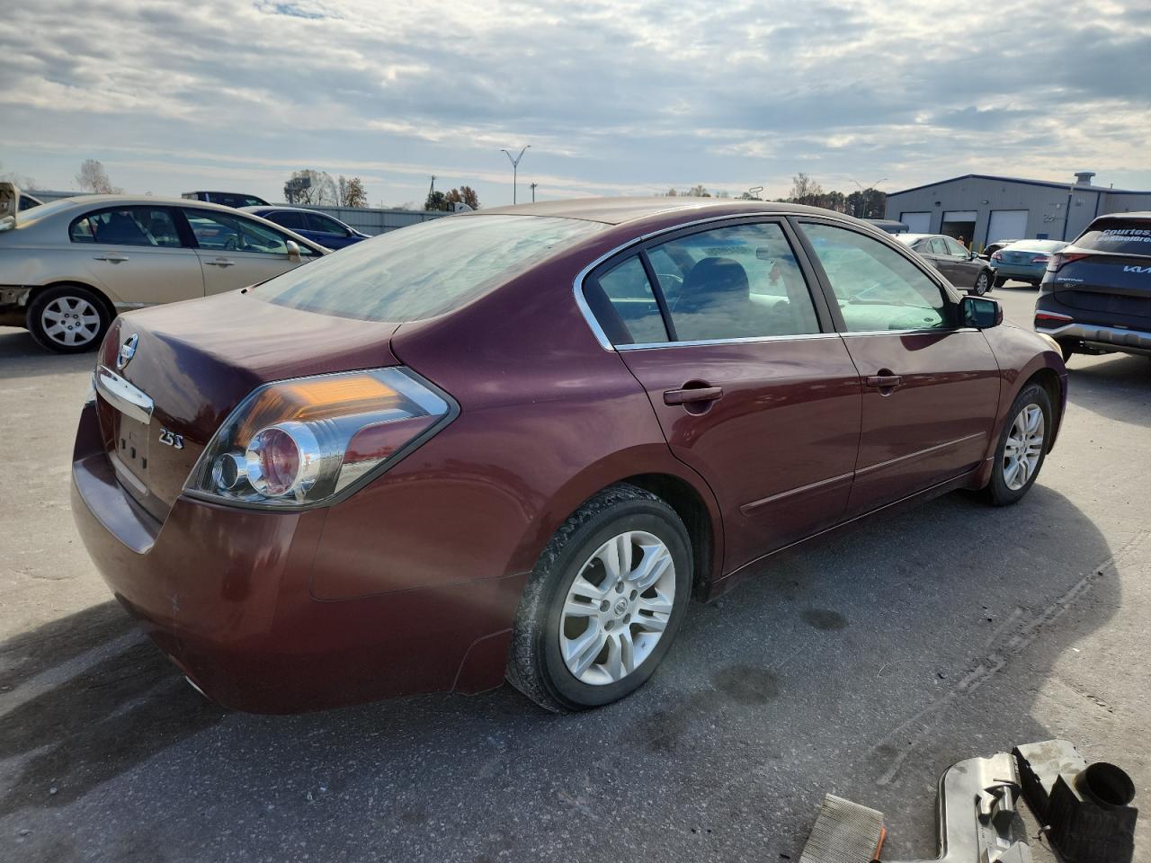 2011 Nissan Altima Base - Фото 3