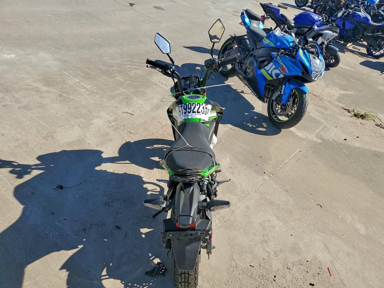 2017 Kawasaki Br125 J - Фото 6