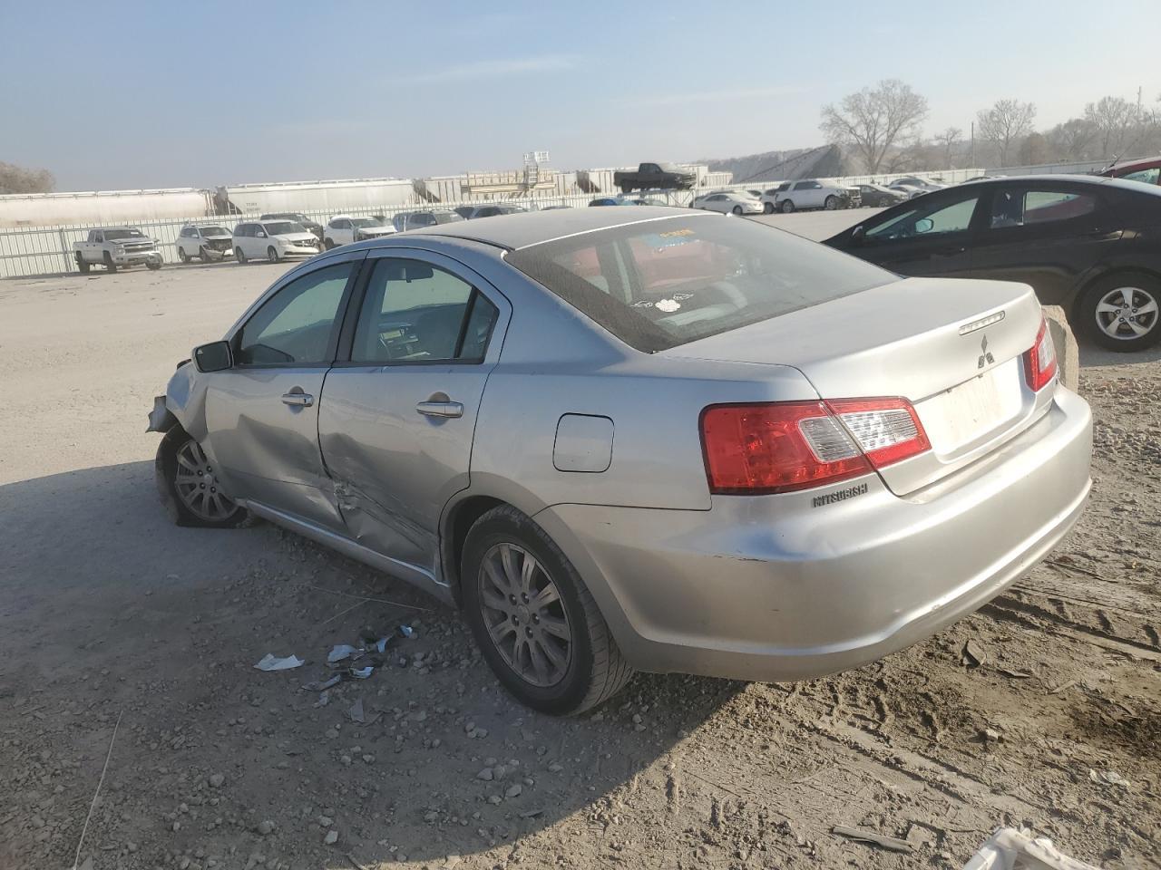 2009 Mitsubishi Galant Es - Фото 2