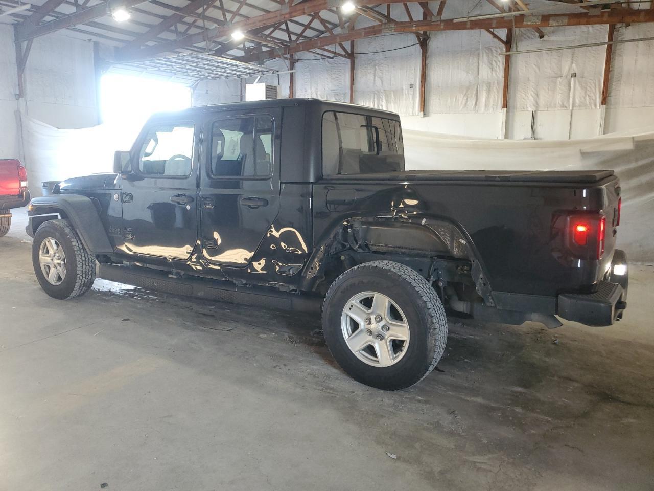 2020 Jeep Gladiator Sport - Image 2