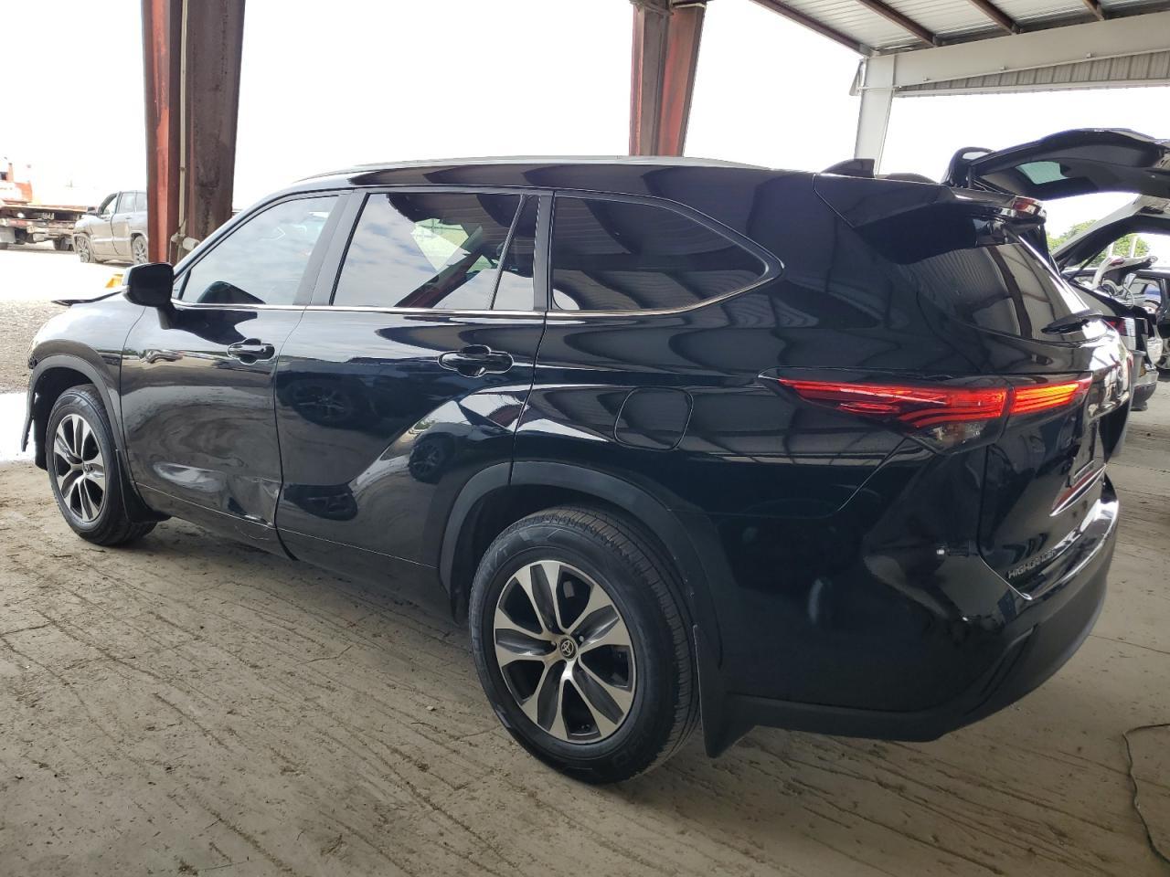 2023 Toyota Highlander L - Фото 2