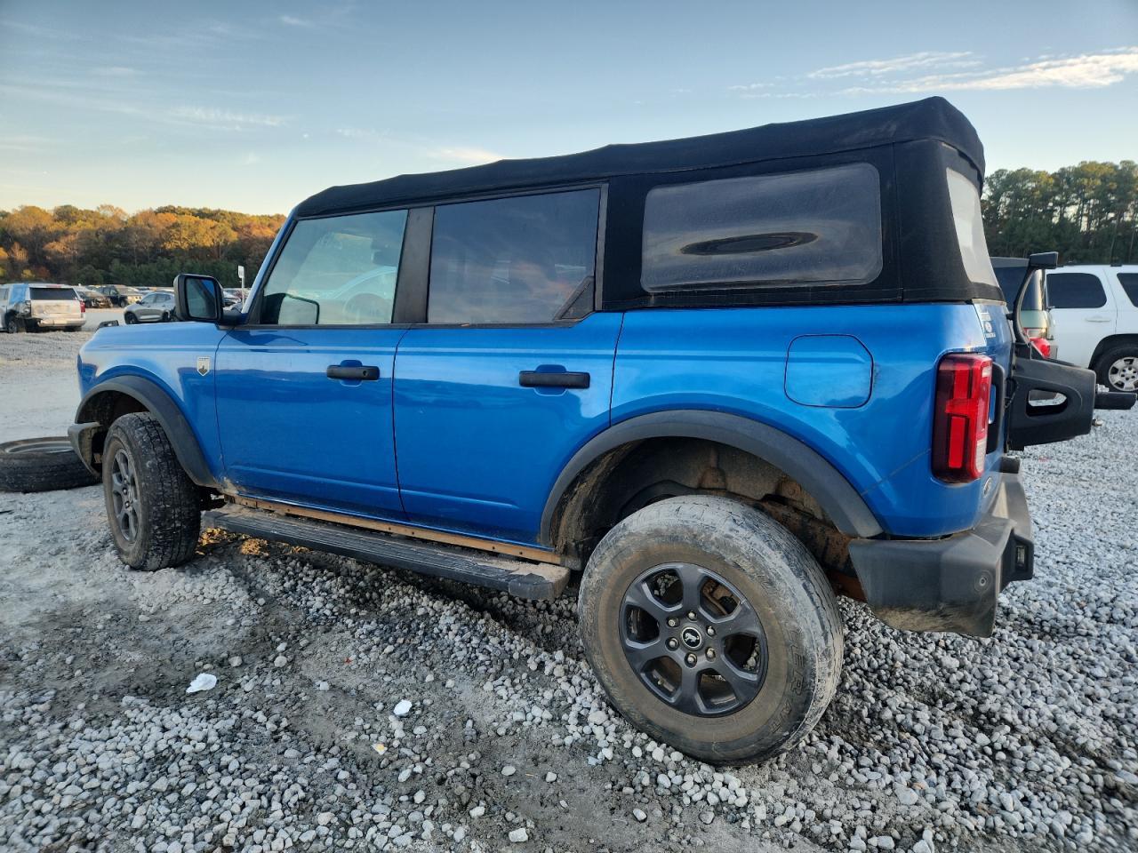 2021 Ford Bronco Base - Фото 2