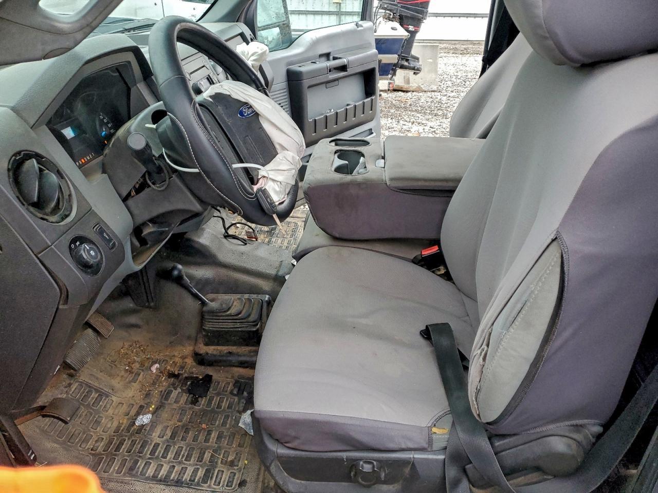 2013 Ford F350 Super Duty - Image 7