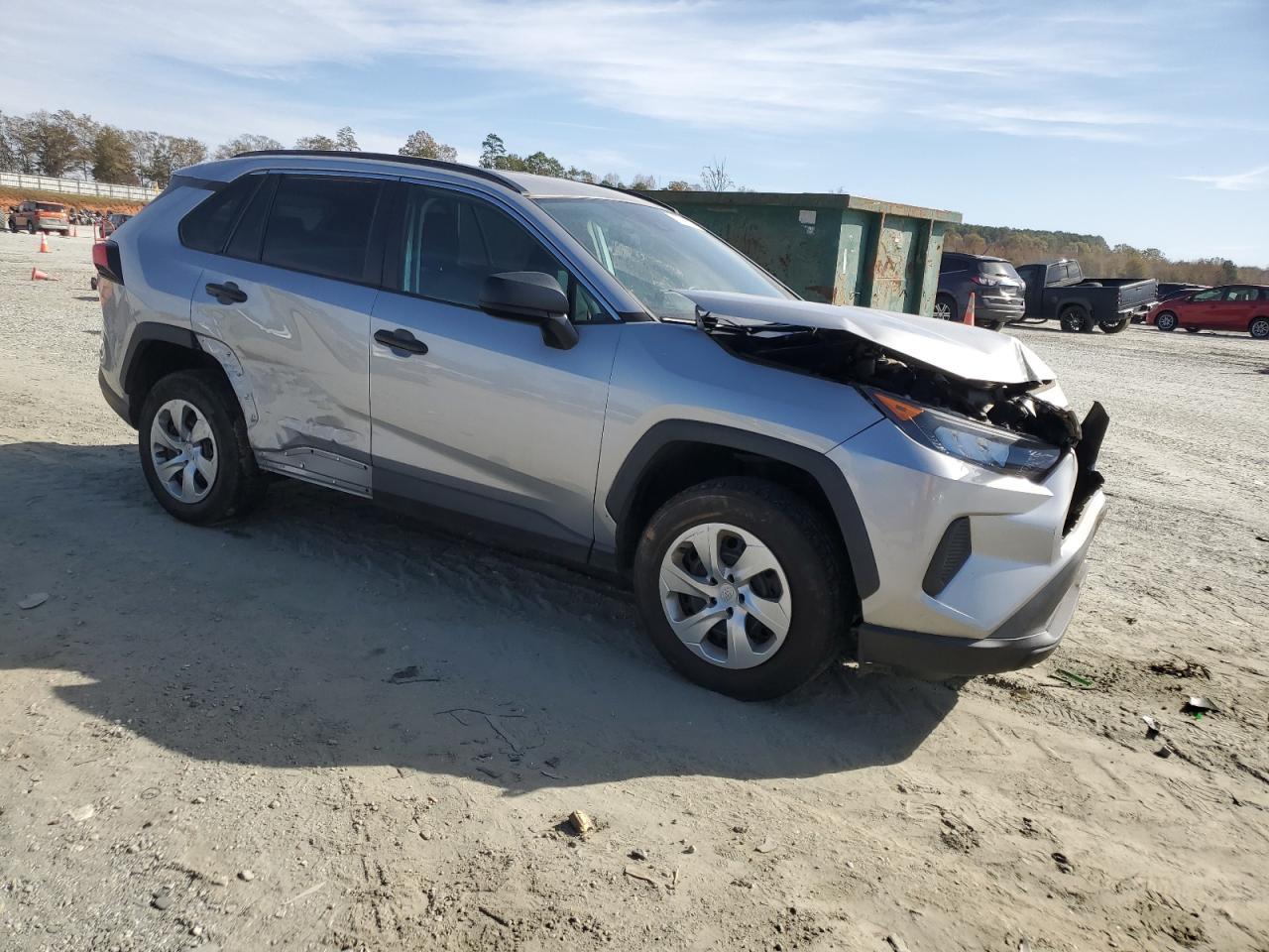 2020 Toyota Rav4 Le - Фото 4