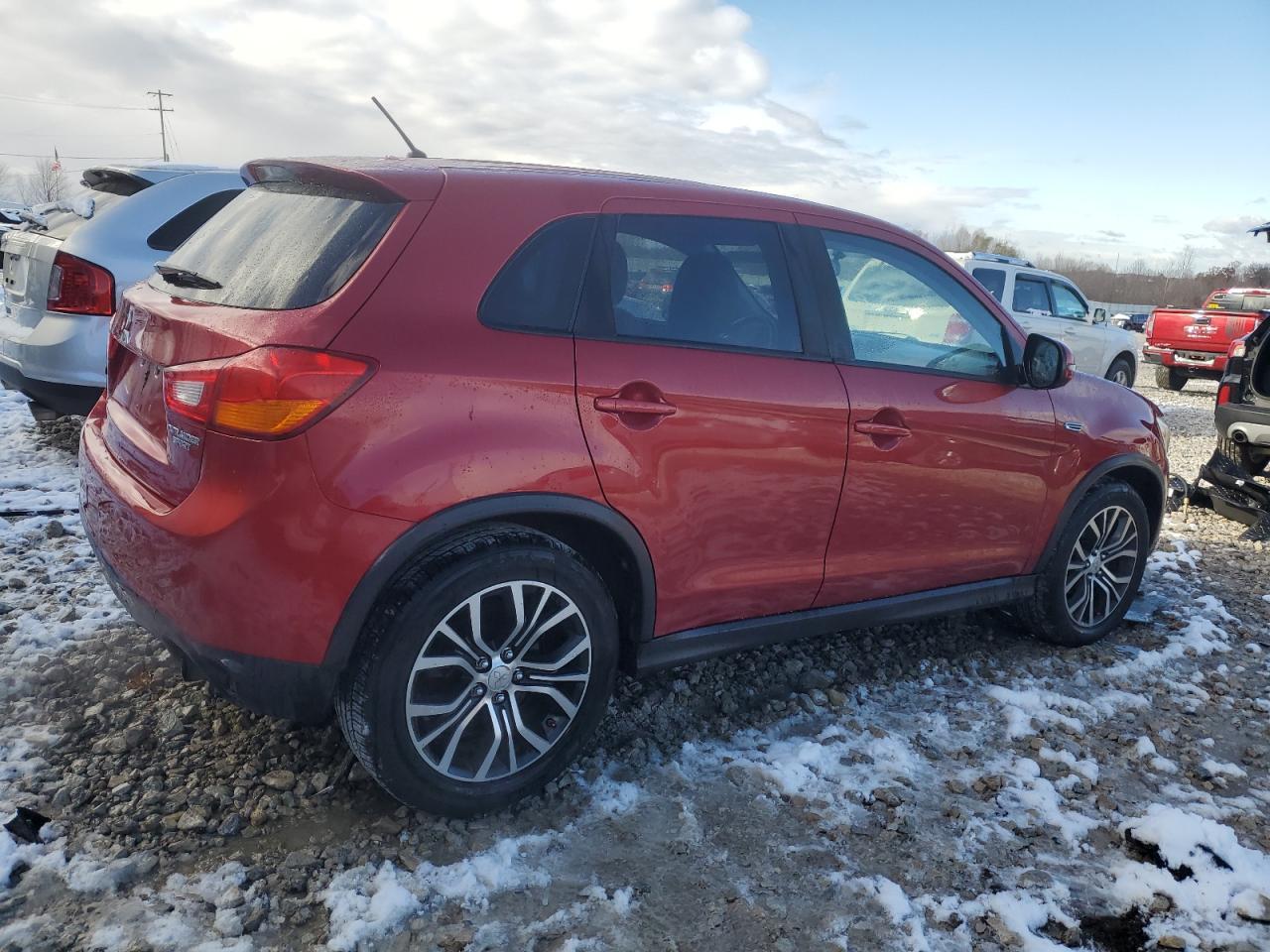2017 Mitsubishi Outlander Sport Es - Фото 3