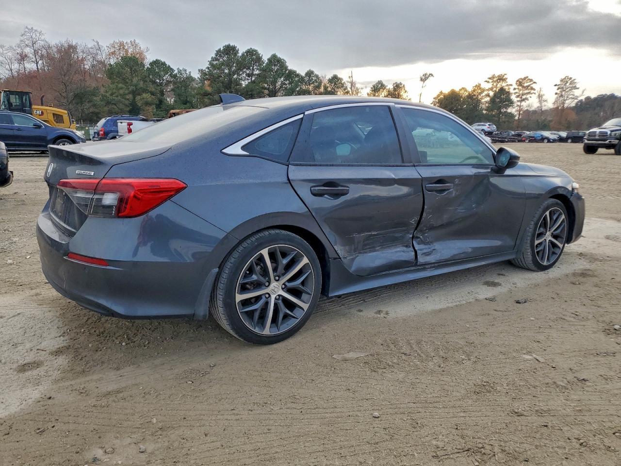 2024 Honda Civic Touring - Фото 3