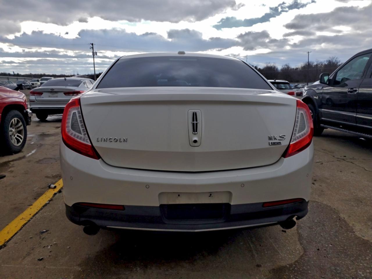 2013 Lincoln Mks - Image 6