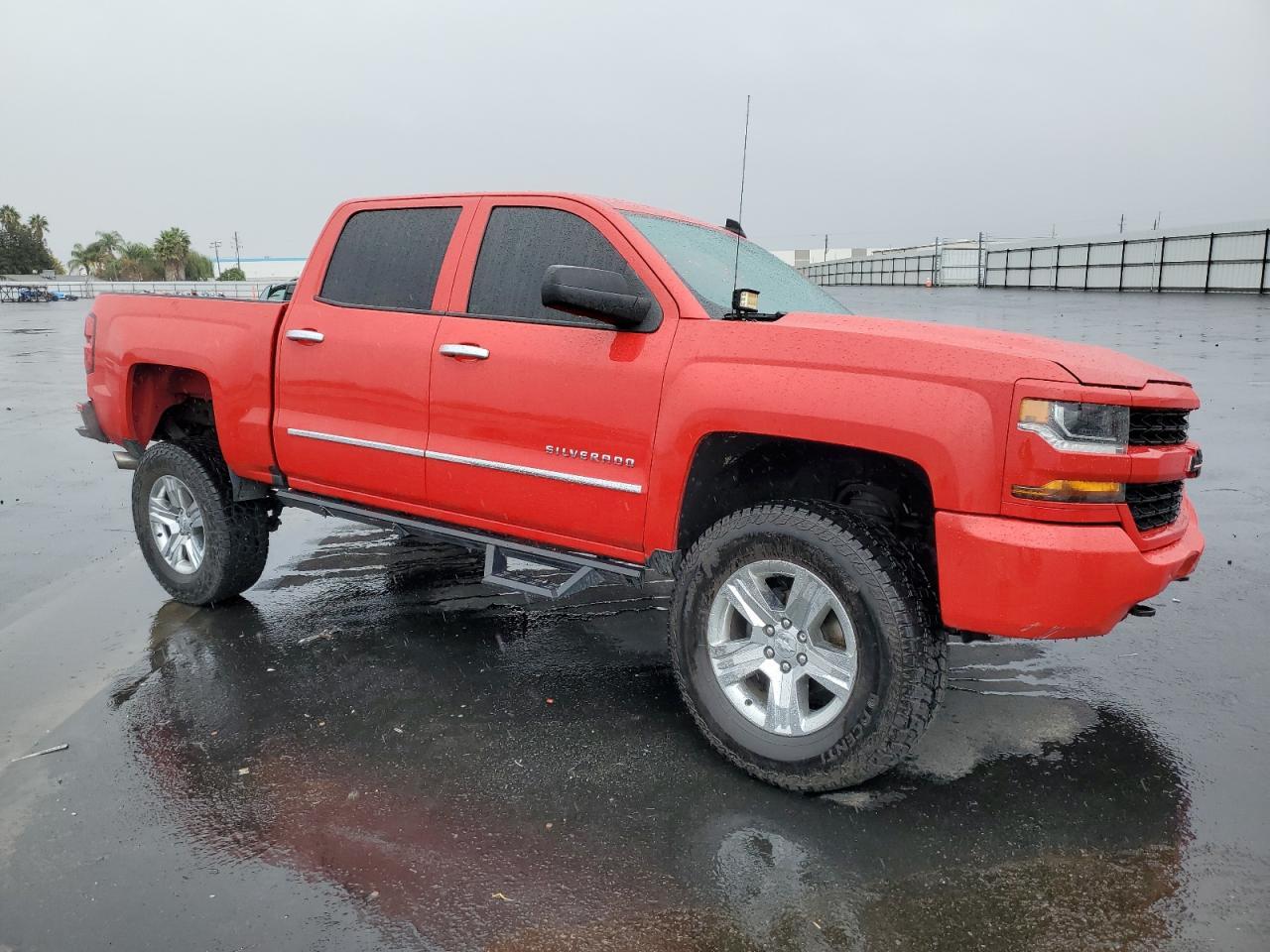 2018 Chevrolet Silverado C1500 Custom - Фото 4