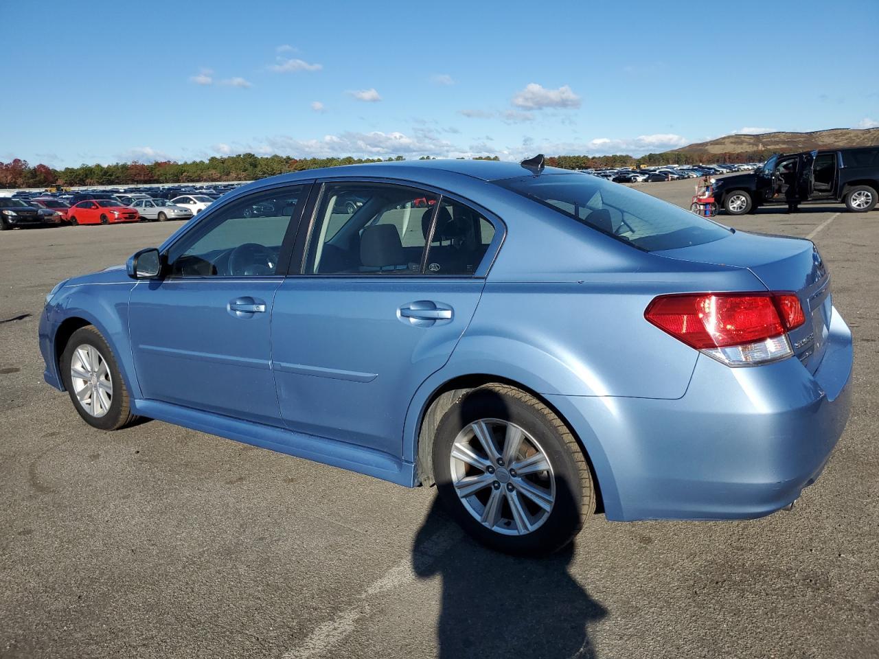 2012 Subaru Legacy 2.5I Premium - Фото 2