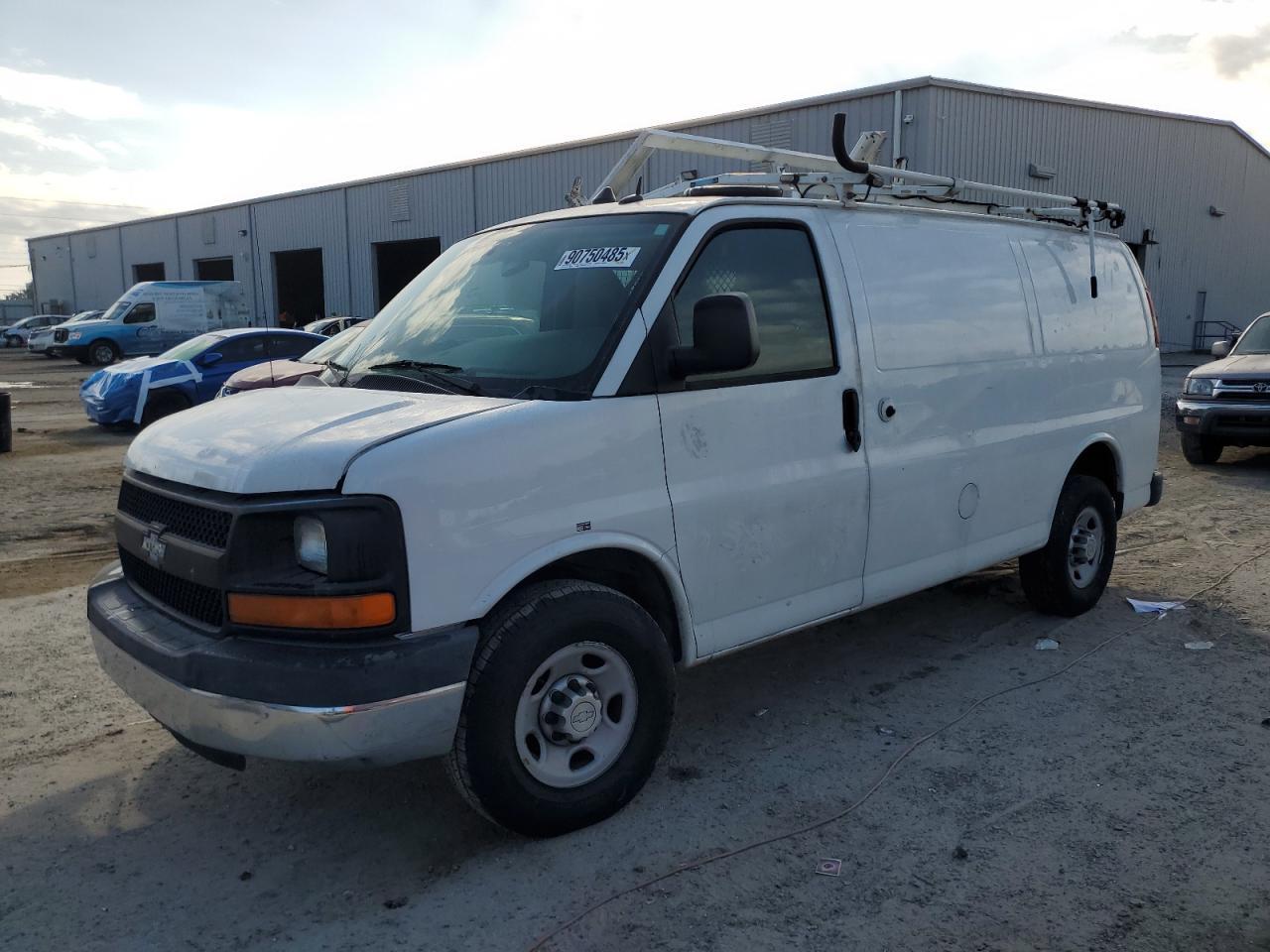 2014 Chevrolet Express G2500 Delivery Van