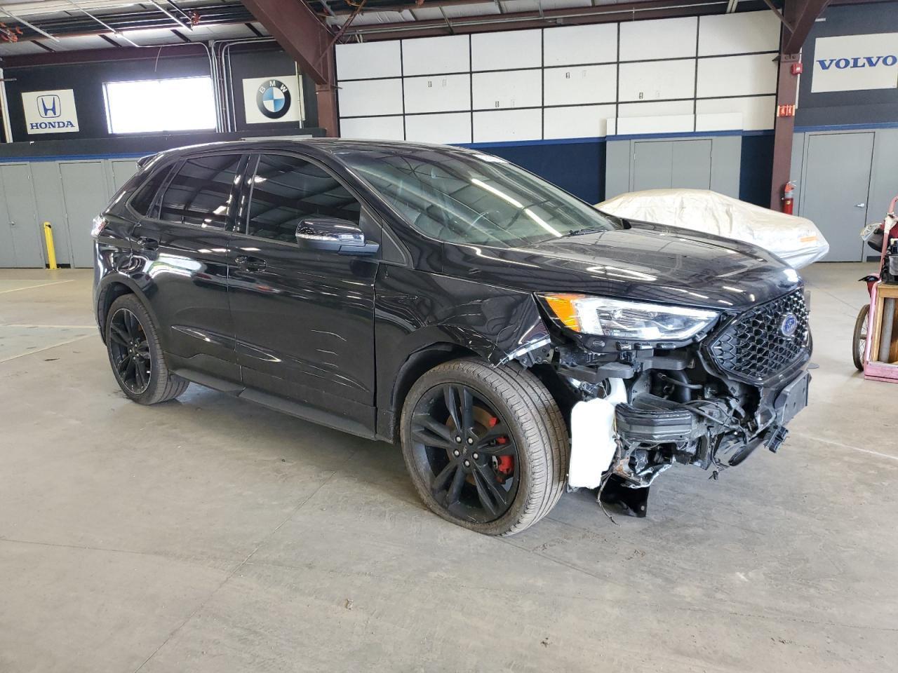 2020 Ford Edge St - Image 4