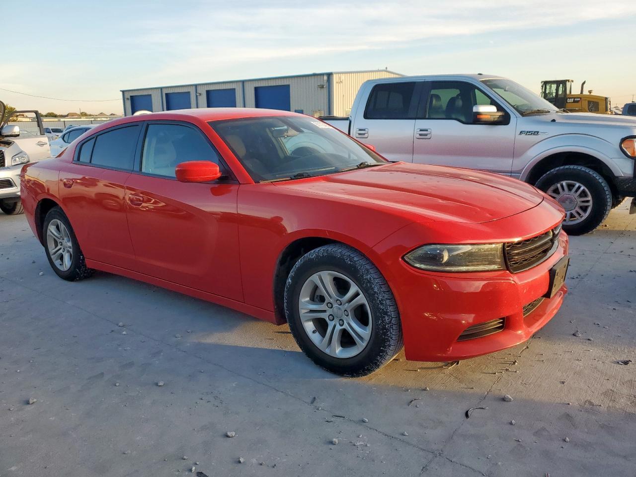 2022 Dodge Charger Sxt - Фото 4