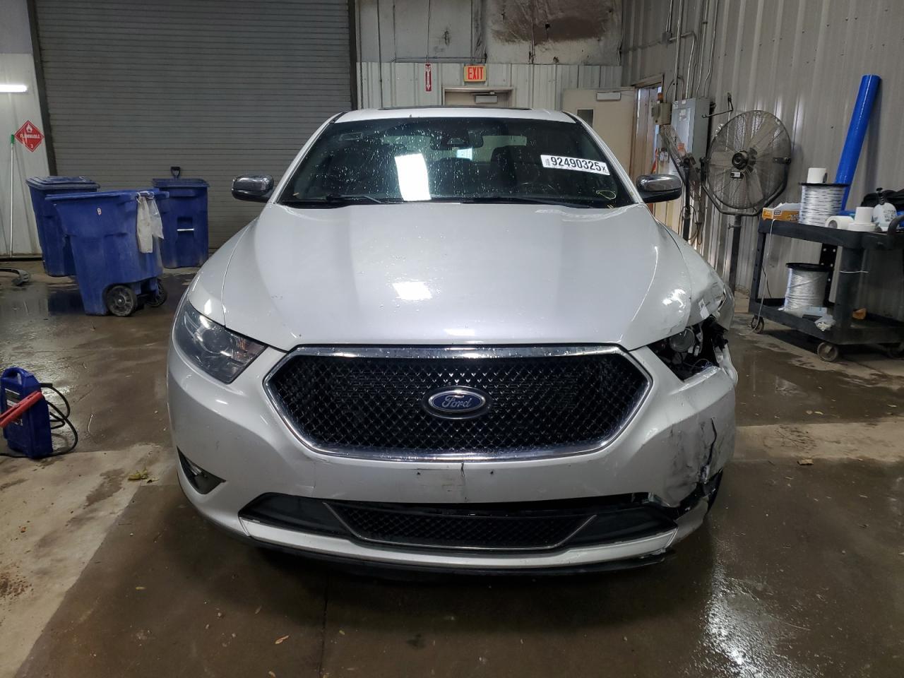 2015 Ford Taurus Sho - Фото 5