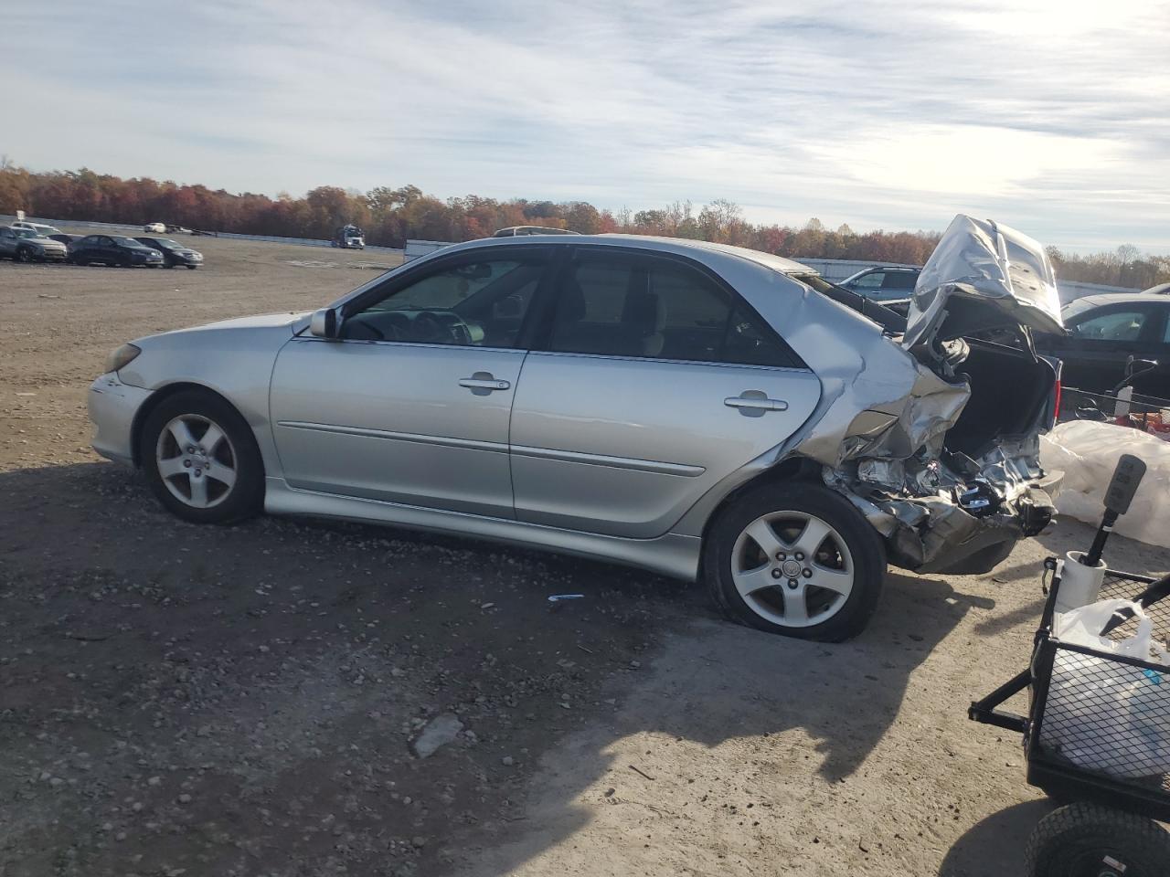 2005 Toyota Camry Le - Image 2