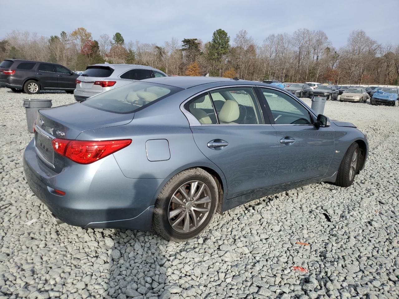 2017 Infiniti Q50 Premium - Фото 3