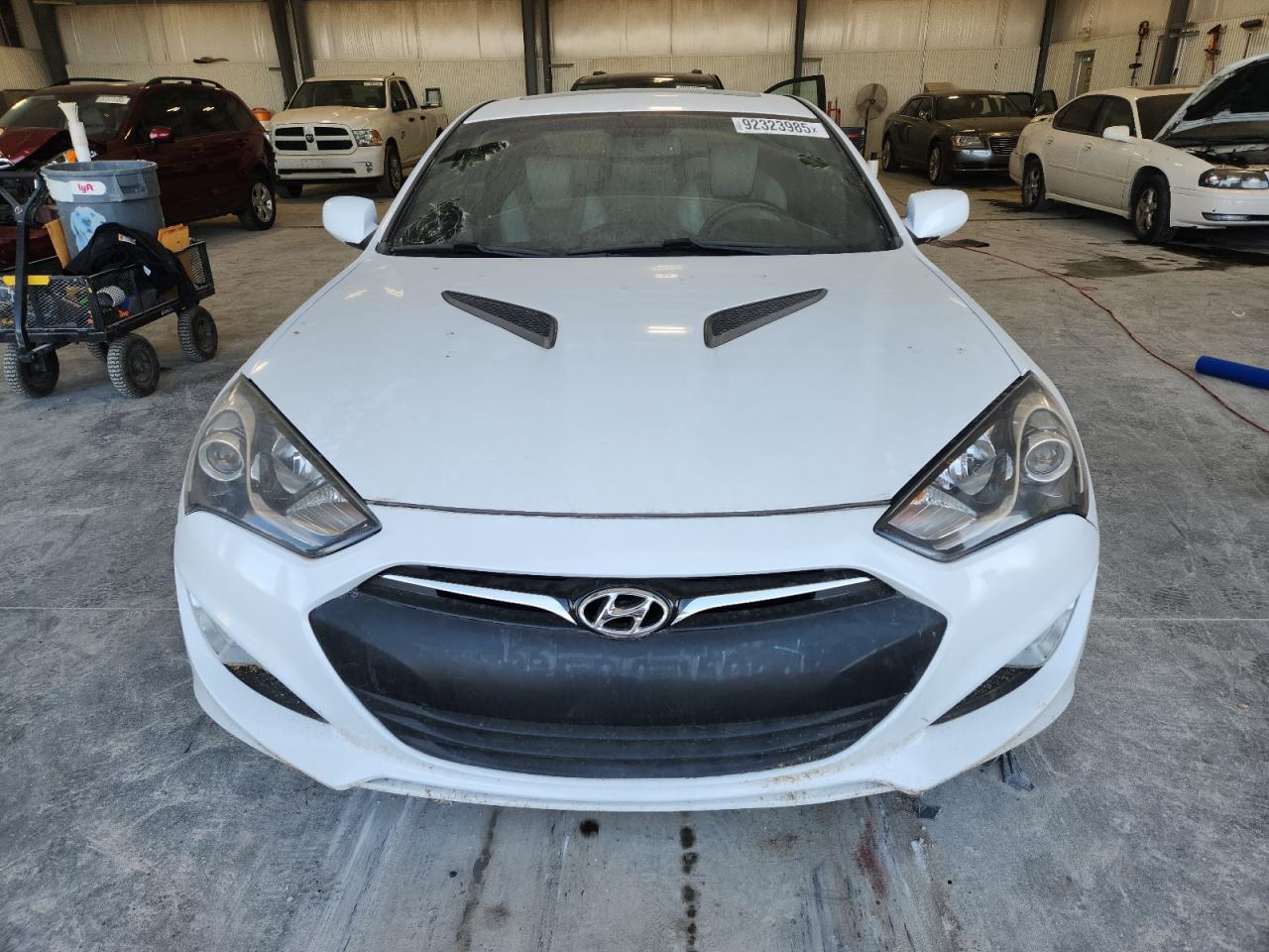 2014 Hyundai Genesis Coupe 2.0T - Фото 5
