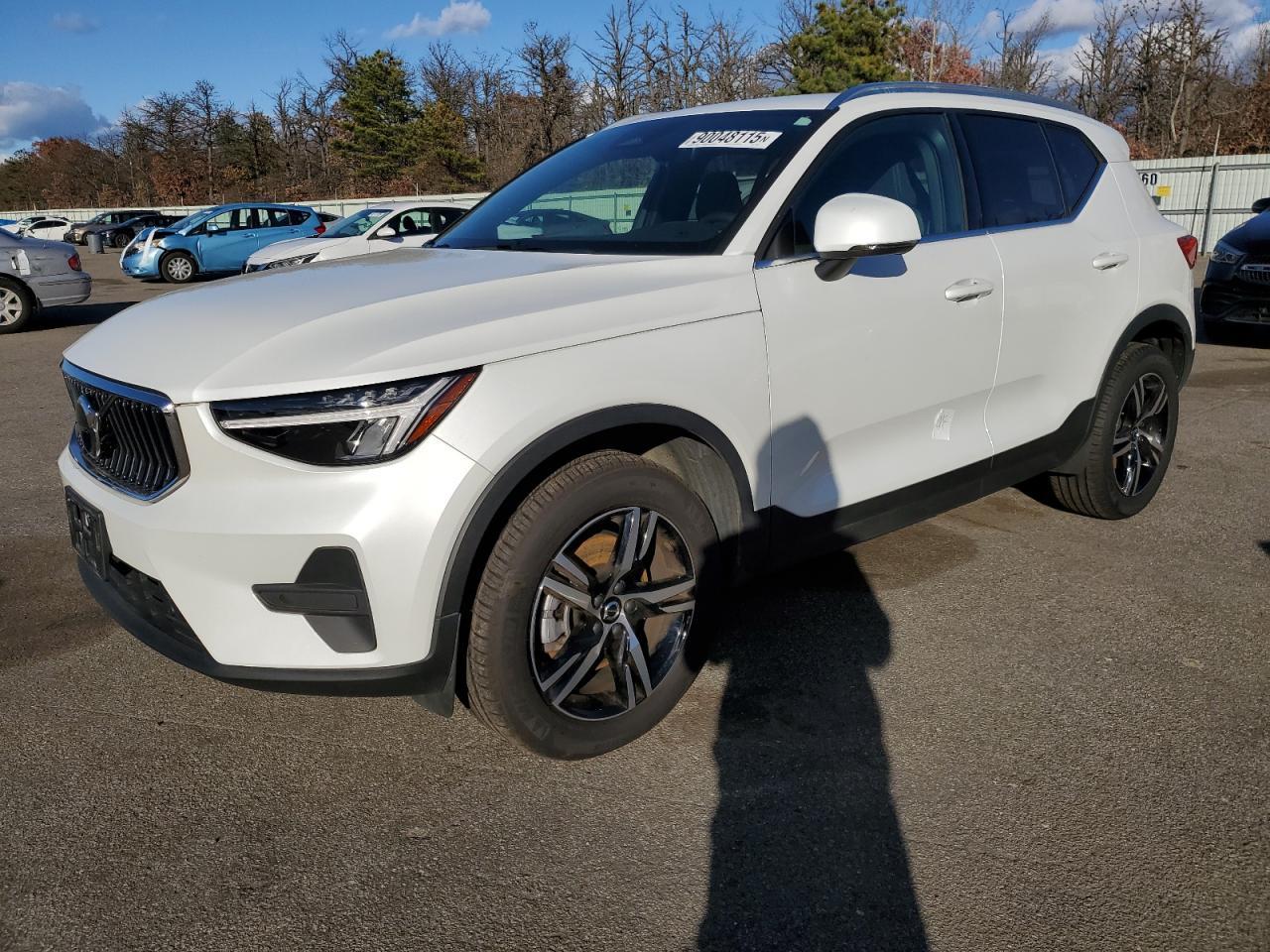 2025 Volvo Xc40 Core
