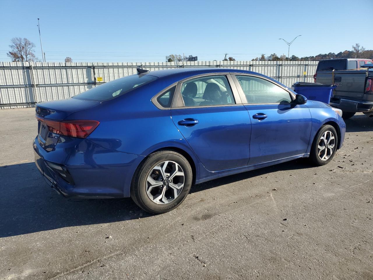 2021 Kia Forte Fe - Фото 3