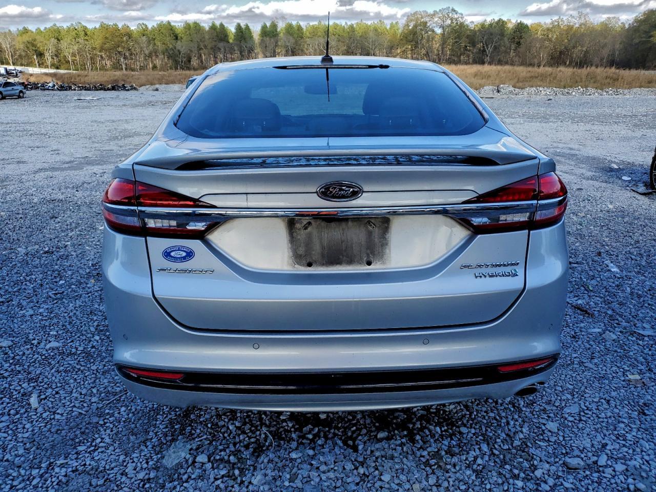 2017 Ford Fusion Titanium Hev - Фото 6