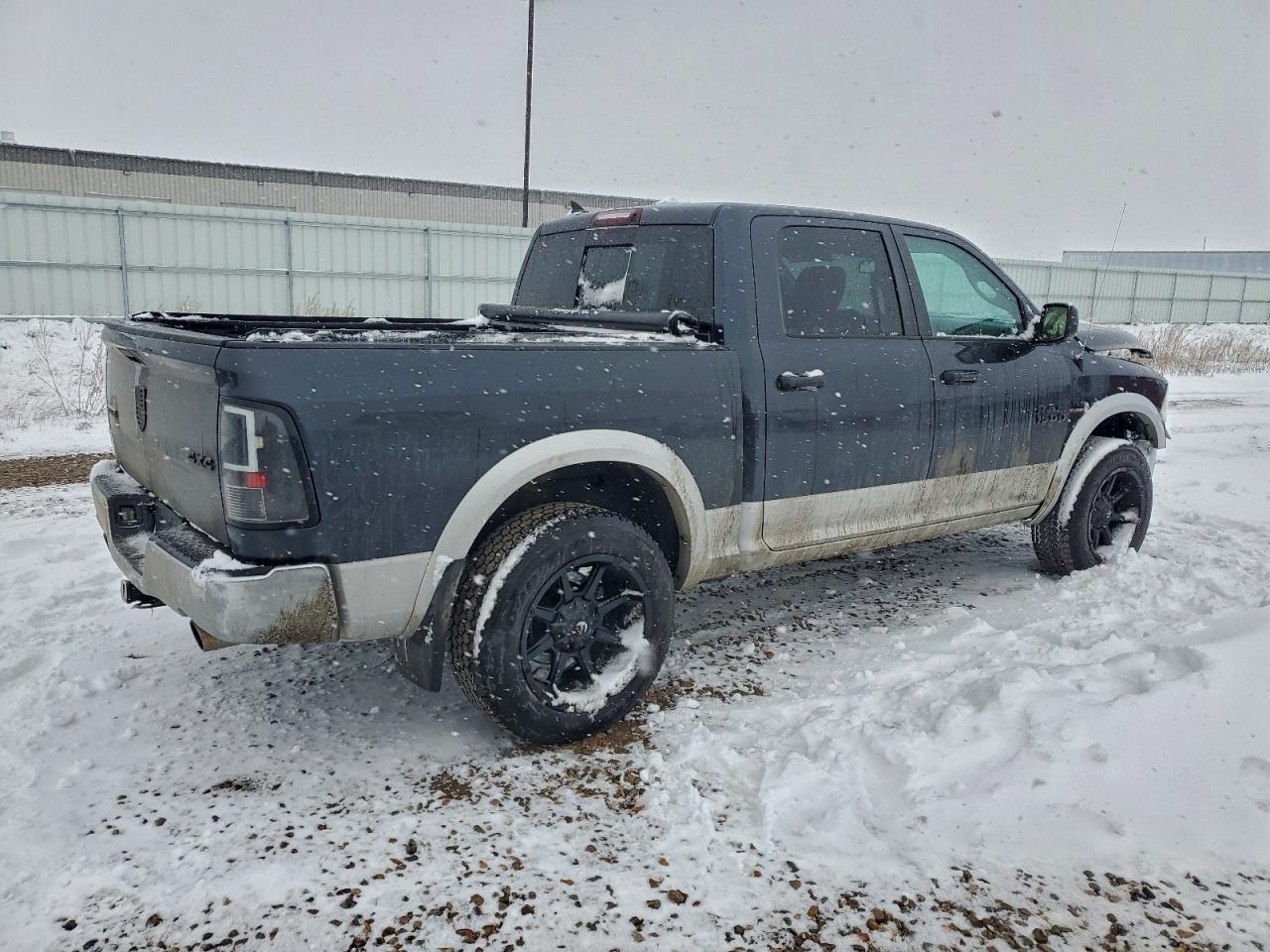 2015 Ram 1500 Laramie - Image 3