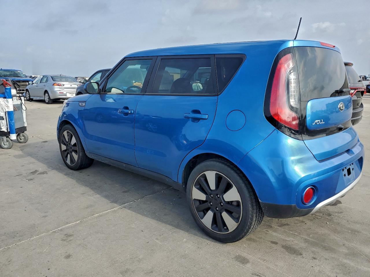 2017 Kia Soul + - Фото 2