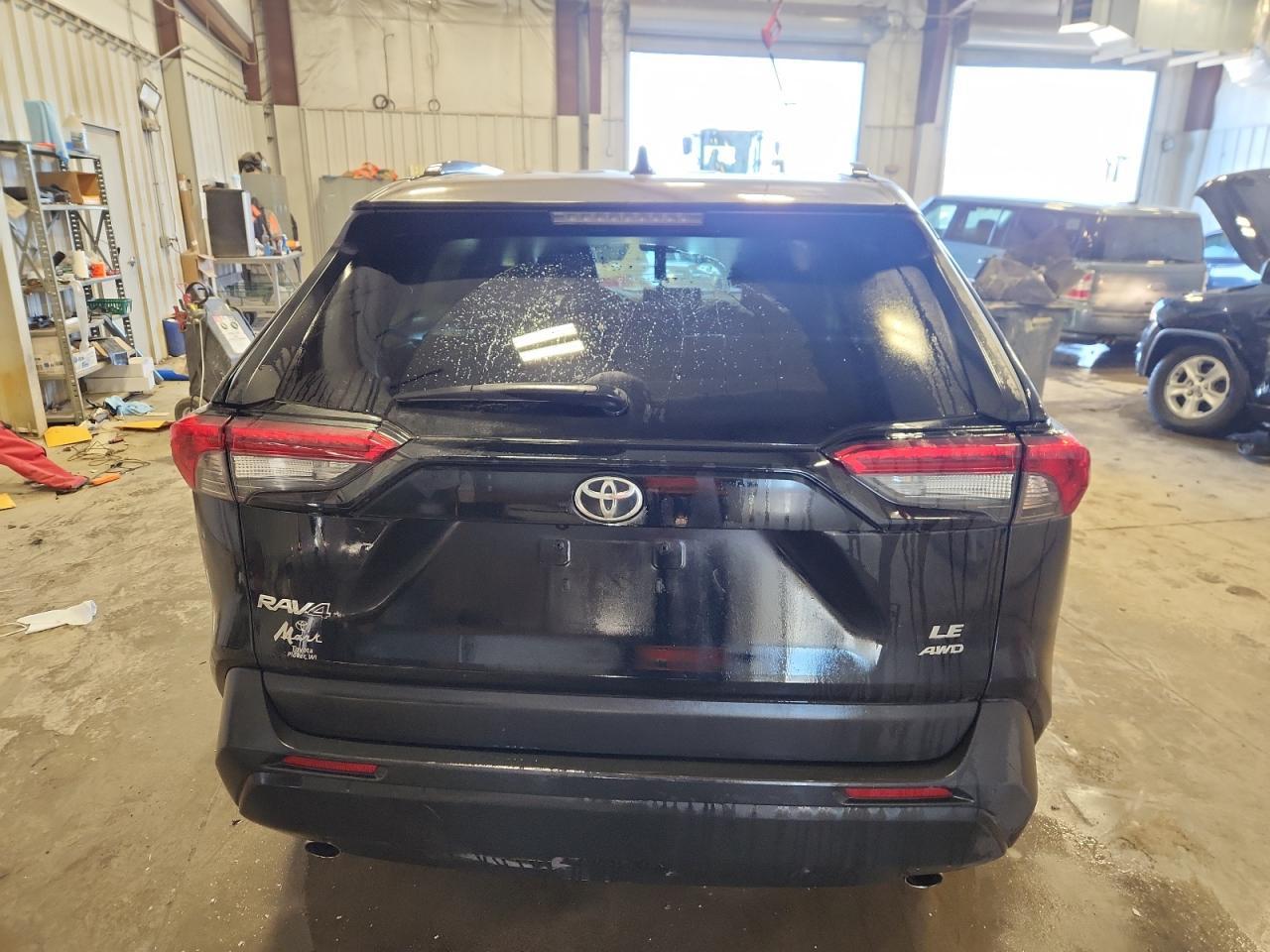 2021 Toyota Rav4 Le - Фото 6