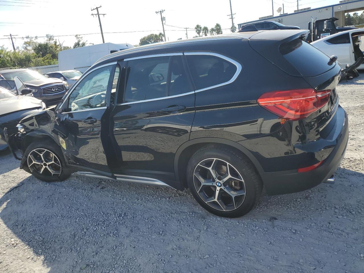 2018 BMW X1 Sdrive28I - Фото 2