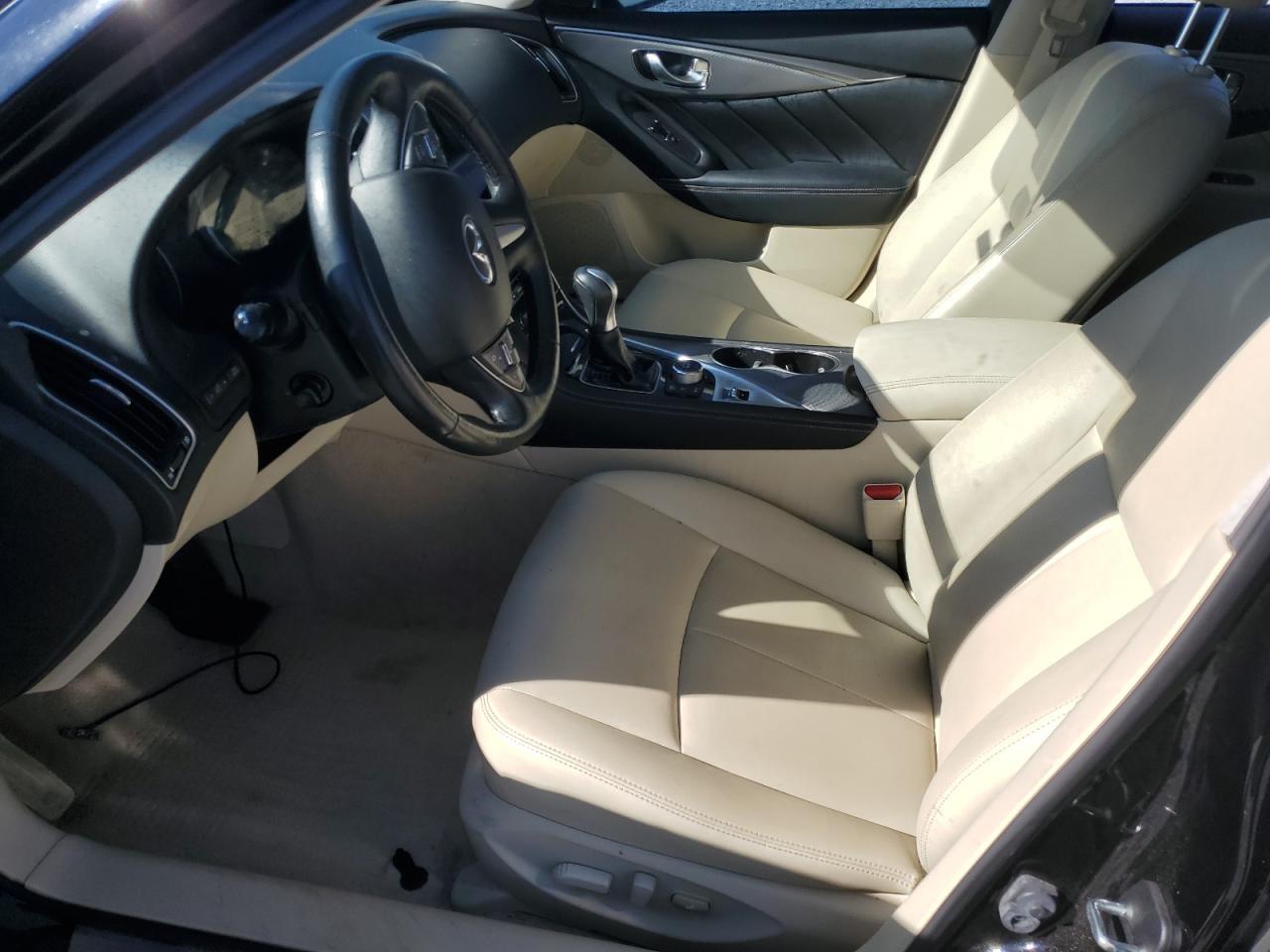 2016 Infiniti Q50 Premium - Image 7