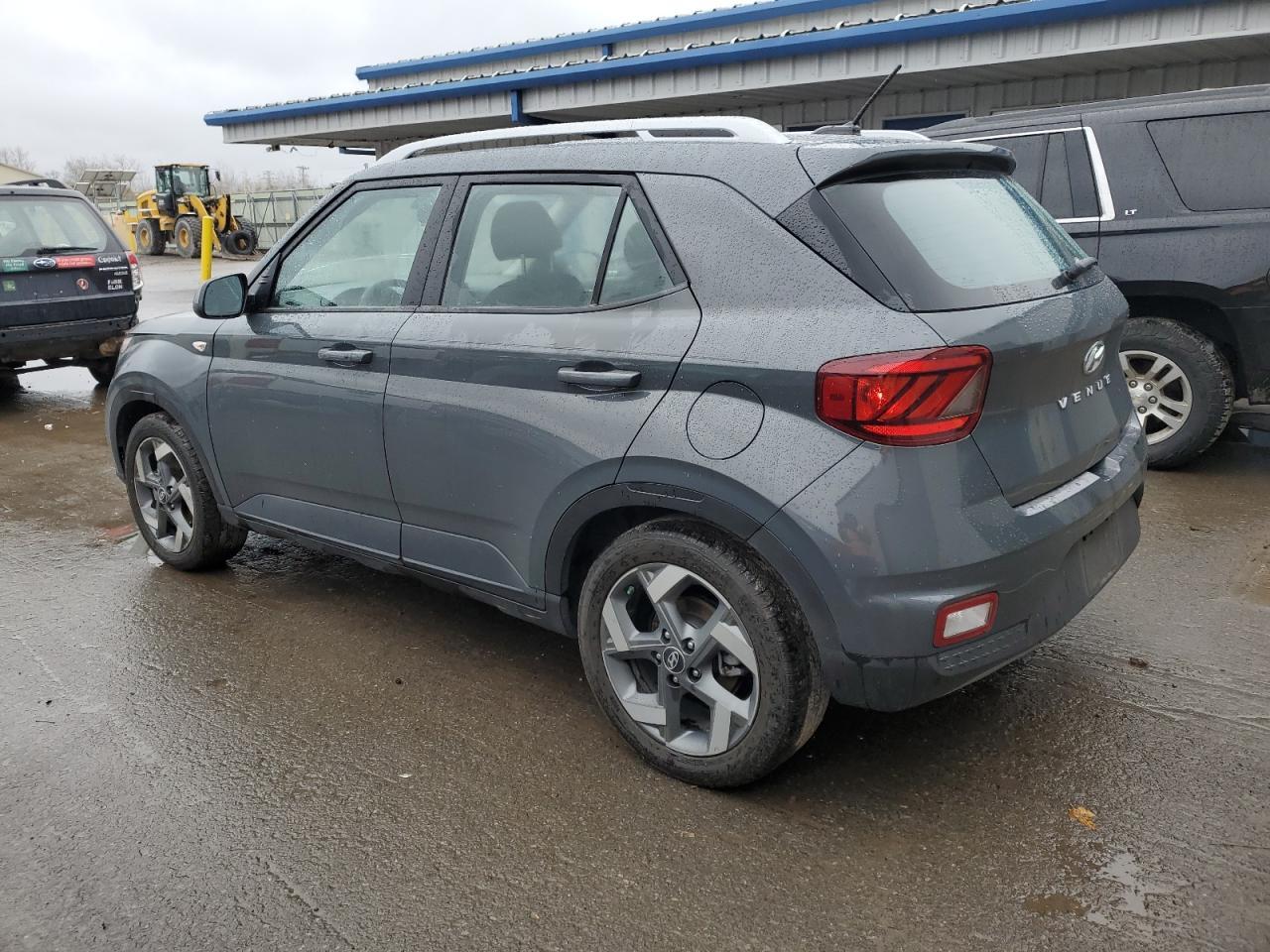 2025 Hyundai Venue Sel - Фото 2