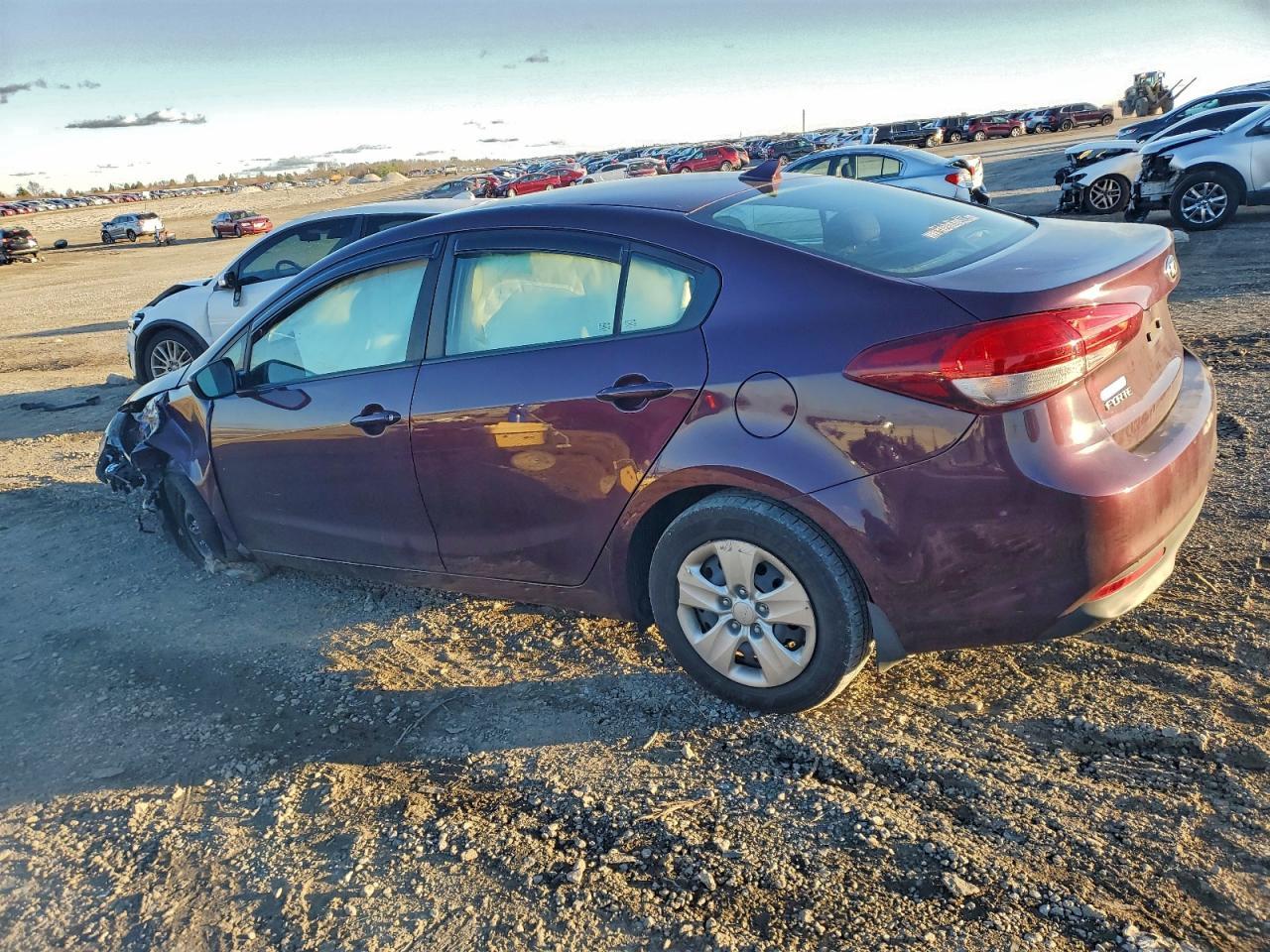 2017 Kia Forte Lx - Фото 2