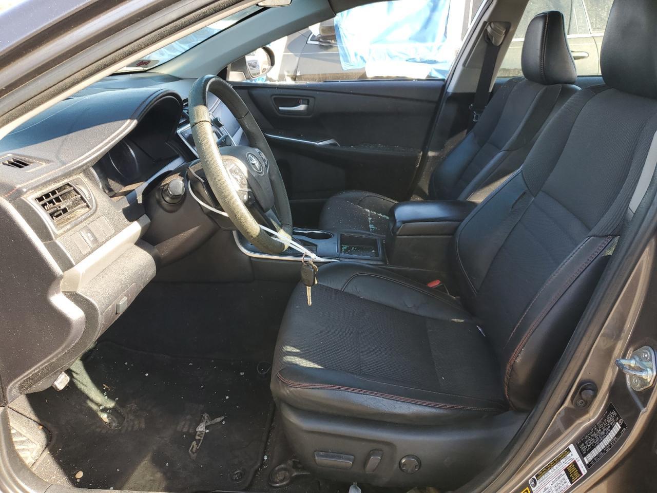 2017 Toyota Camry Le - Image 7